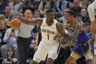 他获得了更 他获得了更