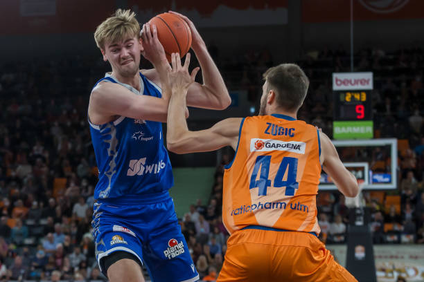 赛季努力与 赛季努力与